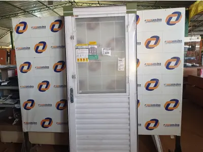 LOTE 104 - 6.493 - PORTA VEN MIS TRAD PRONTA 085X212 ESQ QUAD REQ12 - HAIALA NOVO. (NO ESTADO)