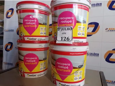 LOTE 126 - 04 RECUPERA RODAPE BRANCO BALDE 12KG - QUARTZOLIT NOVO. (NO ESTADO)