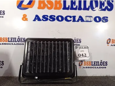 LOTE 042 - 01REFLETOR DECORLED SUPERLED 220V 150W LUZ BRANCA DECORLUX NOVO. (NO ESTADO)