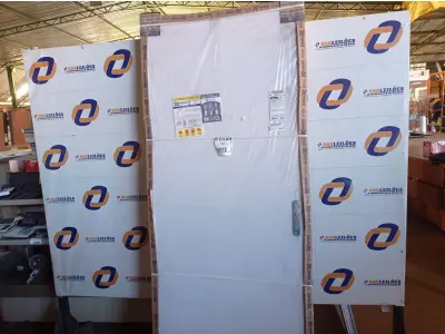 LOTE 091 - 5.020 - PORTA DURAPLAC BRANCA APD 085X215 DIR REQ12 HAIALA NOVO. (NO ESTADO)