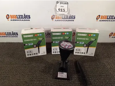 LOTE 015 - 03 ESPETOS JARDIM SOLAR SUNSHINE ES1 3W LED 6500K TASHIBRA NOVO. (NO ESTADO)