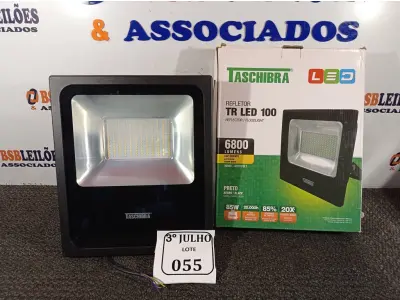 LOTE 055 - 02 REFLETORES TR LED 100W 3000K PRETO – TASHIBRA NOVO. (NO ESTADO)