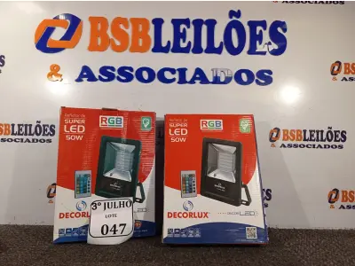 LOTE 047 - 02 REFLETORES DECORLED SUPERLED 220V 50W RGB PT – DECORLUX NOVO. (NO ESTADO)