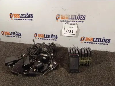 LOTE 031 - 10 APARELHOS CELULARES LG COM CARREGADOR. (NO ESTADO) ATENÇÃO! FAZER A VISITAÇÃO ANTES DE ARREMATAR, NÃO SABEMOS SE FUNCIONA. LEILÃO NÃO TEM GARANTIA E NEM DEVOLUÇÃO, SUJEITO A POSSÍVEIS AVARIAS VISÍVEIS/OCULTAS E/OU AUSÊNCIA DE COMPONENTES.