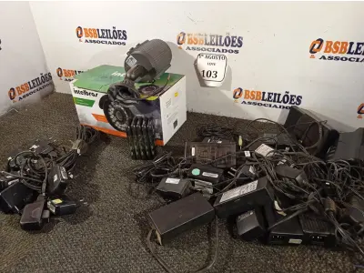 LOTE 103 - 01 CÂMERA INTELBRAS ,01 CAIXA COM VÁRIOS CARREGADORES E 05CELULARES LG (NO ESTADO) ATENÇÃO! FAZER A VISITAÇÃO ANTES DE ARREMATAR, NÃO SABEMOS SE FUNCIONA. LEILÃO NÃO TEM GARANTIA E NEM DEVOLUÇÃO, SUJEITO A POSSÍVEIS AVARIAS VISÍVEIS/OCULTAS E/OU AUSÊNCIA DE COMPONENTES.
