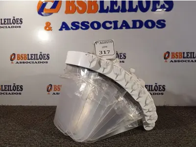 LOTE 317 - 10 MÁSCARAS DE PROTEÇÃO (NO ESTADO) ATENÇÃO! FAZER A VISITAÇÃO ANTES DE ARREMATAR, NÃO SABEMOS SE FUNCIONA. LEILÃO NÃO TEM GARANTIA E NEM DEVOLUÇÃO, SUJEITO A POSSÍVEIS AVARIAS VISÍVEIS/OCULTAS E/OU AUSÊNCIA DE COMPONENTES.