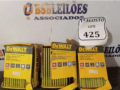 LOTE 425 - 08 CAIXA DE GRAMPOS 18 GA ¼” NARROW CROWN STAPLES (NO ESTADO) ATENÇÃO! FAZER A VISITAÇÃO ANTES DE ARREMATAR, NÃO SABEMOS SE FUNCIONA. LEILÃO NÃO TEM GARANTIA E NEM DEVOLUÇÃO, SUJEITO A POSSÍVEIS AVARIAS VISÍVEIS/OCULTAS E/OU AUSÊNCIA DE COMPONENTES.
