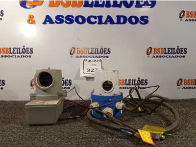 LOTE 327 - 02 AQUECEDORES UNIVERSAIS 220V. (NO ESTADO) ATENÇÃO! FAZER A VISITAÇÃO ANTES DE ARREMATAR, NÃO SABEMOS SE FUNCIONA. LEILÃO NÃO TEM GARANTIA E NEM DEVOLUÇÃO, SUJEITO A POSSÍVEIS AVARIAS VISÍVEIS/OCULTAS E/OU AUSÊNCIA DE COMPONENTES.
