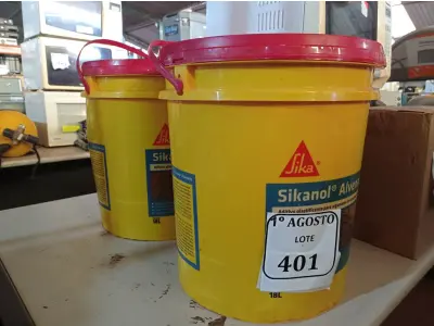 LOTE 401 - 02 BALDES DE SIKANOL ALVENARIA, ADITIVO PLASTIFICANTE PARA ARGAMASSA DE ASSENTAMENTO E REBOCO 18L. (NO ESTADO) ATENÇÃO! FAZER A VISITAÇÃO ANTES DE ARREMATAR, NÃO SABEMOS SE FUNCIONA. LEILÃO NÃO TEM GARANTIA E NEM DEVOLUÇÃO, SUJEITO A POSSÍVEIS AVARIAS VISÍVEIS/OCULTAS E/OU AUSÊNCIA DE COMPONENTES.