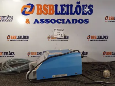 LOTE 343 - 01 BOMBA DE COMPRESSÃO VASCULAR VENODYNE 510. (NO ESTADO) ATENÇÃO! FAZER A VISITAÇÃO ANTES DE ARREMATAR, NÃO SABEMOS SE FUNCIONA. LEILÃO NÃO TEM GARANTIA E NEM DEVOLUÇÃO, SUJEITO A POSSÍVEIS AVARIAS VISÍVEIS/OCULTAS E/OU AUSÊNCIA DE COMPONENTES.