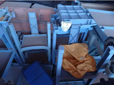 LOTE 537 - 01 LOTE DE CARRINHOS PARA LIMPEZA. (NO ESTADO) ATENÇÃO! FAZER A VISITAÇÃO ANTES DE ARREMATAR, NÃO SABEMOS SE FUNCIONA. LEILÃO NÃO TEM GARANTIA E NEM DEVOLUÇÃO, SUJEITO A POSSÍVEIS AVARIAS VISÍVEIS/OCULTAS E/OU AUSÊNCIA DE COMPONENTES.