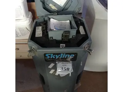 LOTE 358 - 01 PAINEL PARA ESTANDE PARA EVENTOS (NO ESTADO) ATENÇÃO! FAZER A VISITAÇÃO ANTES DE ARREMATAR, NÃO SABEMOS SE FUNCIONA. LEILÃO NÃO TEM GARANTIA E NEM DEVOLUÇÃO, SUJEITO A POSSÍVEIS AVARIAS VISÍVEIS/OCULTAS E/OU AUSÊNCIA DE COMPONENTES.