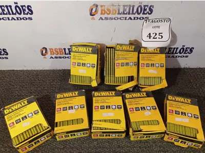 LOTE 425 - 08 CAIXA DE GRAMPOS 18 GA ¼” NARROW CROWN STAPLES (NO ESTADO) ATENÇÃO! FAZER A VISITAÇÃO ANTES DE ARREMATAR, NÃO SABEMOS SE FUNCIONA. LEILÃO NÃO TEM GARANTIA E NEM DEVOLUÇÃO, SUJEITO A POSSÍVEIS AVARIAS VISÍVEIS/OCULTAS E/OU AUSÊNCIA DE COMPONENTES.