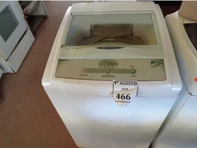 LOTE 466 - 01 MÁQUINA DE LAVAR ROUPAS BRASTEMP 6KG.  (NO ESTADO) ATENÇÃO! FAZER A VISITAÇÃO ANTES DE ARREMATAR, NÃO SABEMOS SE FUNCIONA. LEILÃO NÃO TEM GARANTIA E NEM DEVOLUÇÃO, SUJEITO A POSSÍVEIS AVARIAS VISÍVEIS/OCULTAS E/OU AUSÊNCIA DE COMPONENTES.