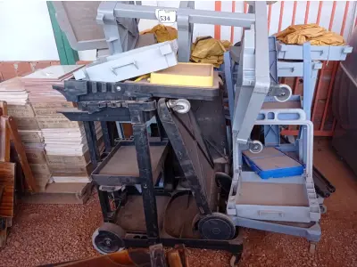 LOTE 534 - 01 LOTE COM CARRINHOS PARA LIMPEZA. (NO ESTADO) ATENÇÃO! FAZER A VISITAÇÃO ANTES DE ARREMATAR, NÃO SABEMOS SE FUNCIONA. LEILÃO NÃO TEM GARANTIA E NEM DEVOLUÇÃO, SUJEITO A POSSÍVEIS AVARIAS VISÍVEIS/OCULTAS E/OU AUSÊNCIA DE COMPONENTES.