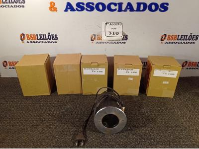 LOTE 318 - 03 PARES DE LED SOLO 4X2W PARA EMBUTIR (NO ESTADO) ATENÇÃO! FAZER A VISITAÇÃO ANTES DE ARREMATAR, NÃO SABEMOS SE FUNCIONA. LEILÃO NÃO TEM GARANTIA E NEM DEVOLUÇÃO, SUJEITO A POSSÍVEIS AVARIAS VISÍVEIS/OCULTAS E/OU AUSÊNCIA DE COMPONENTES.