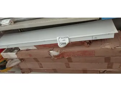 LOTE 500 - 12 LUMINÁRIAS S/LÂMPADAS. (NO ESTADO) ATENÇÃO! FAZER A VISITAÇÃO ANTES DE ARREMATAR, NÃO SABEMOS SE FUNCIONA. LEILÃO NÃO TEM GARANTIA E NEM DEVOLUÇÃO, SUJEITO A POSSÍVEIS AVARIAS VISÍVEIS/OCULTAS E/OU AUSÊNCIA DE COMPONENTES.