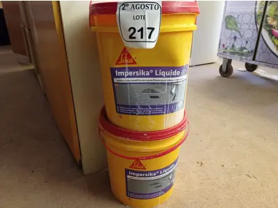 LOTE 217 - 02 BALDES DE IMPERSIKA LÍQUIDO ADITIVO PLASTIFICANTE PARA ARGAMASSA DE ASSENTAMENTO E REBOCO, 18 LITROS CADA. (NO ESTADO) ATENÇÃO! FAZER A VISITAÇÃO ANTES DE ARREMATAR, NÃO SABEMOS SE FUNCIONA. LEILÃO NÃO TEM GARANTIA E NEM DEVOLUÇÃO, SUJEITO A POSSÍVEIS AVARIAS VISÍVEIS/OCULTAS E/OU AUSÊNCIA DE COMPONENTES.