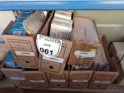 LOTE 061 - 01 LOTE COM VÁRIOS ITENS DE MATERIAIS DE ESCRITÓRIO. (NO ESTADO) ATENÇÃO! FAZER A VISITAÇÃO ANTES DE ARREMATAR, NÃO SABEMOS SE FUNCIONA. LEILÃO NÃO TEM GARANTIA E NEM DEVOLUÇÃO, SUJEITO A POSSÍVEIS AVARIAS VISÍVEIS/OCULTAS E/OU AUSÊNCIA DE COMPONENTES.