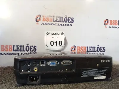 LOTE 018 - 01 PROJETOR MARCA EPSON DE 220W. (NO ESTADO) ATENÇÃO! FAZER A VISITAÇÃO ANTES DE ARREMATAR, NÃO SABEMOS SE FUNCIONA. LEILÃO NÃO TEM GARANTIA E NEM DEVOLUÇÃO, SUJEITO A POSSÍVEIS AVARIAS VISÍVEIS/OCULTAS E/OU AUSÊNCIA DE COMPONENTES.