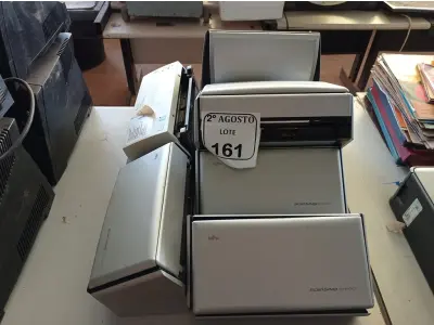 LOTE 161 - 08 SCANNERS DE MARCAS E MODELOS DIVERSOS. (NO ESTADO) ATENÇÃO! FAZER A VISITAÇÃO ANTES DE ARREMATAR, NÃO SABEMOS SE FUNCIONA. LEILÃO NÃO TEM GARANTIA E NEM DEVOLUÇÃO, SUJEITO A POSSÍVEIS AVARIAS VISÍVEIS/OCULTAS E/OU AUSÊNCIA DE COMPONENTES.
