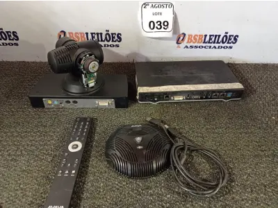 LOTE 039 - 01 EQUIPAMENTO PARA SALA DE VIDEOCONFERÊNCIA COM CONTROLE MARCA SONY AVAYA 12V. (NO ESTADO) ATENÇÃO! FAZER A VISITAÇÃO ANTES DE ARREMATAR, NÃO SABEMOS SE FUNCIONA. LEILÃO NÃO TEM GARANTIA E NEM DEVOLUÇÃO, SUJEITO A POSSÍVEIS AVARIAS VISÍVEIS/OCULTAS E/OU AUSÊNCIA DE COMPONENTES.