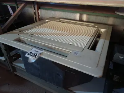 LOTE 059 - 01 EVAPORADORA DE TETO K7 MARCA YORK. (NO ESTADO) ATENÇÃO! FAZER A VISITAÇÃO ANTES DE ARREMATAR, NÃO SABEMOS SE FUNCIONA. LEILÃO NÃO TEM GARANTIA E NEM DEVOLUÇÃO, SUJEITO A POSSÍVEIS AVARIAS VISÍVEIS/OCULTAS E/OU AUSÊNCIA DE COMPONENTES.