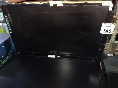 LOTE 148 - 02 TVS MARCA LG DE 42” POLEGADAS CADA PARA A RETIRADA DE PEÇAS.  (NO ESTADO) ATENÇÃO! FAZER A VISITAÇÃO ANTES DE ARREMATAR, NÃO SABEMOS SE FUNCIONA. LEILÃO NÃO TEM GARANTIA E NEM DEVOLUÇÃO, SUJEITO A POSSÍVEIS AVARIAS VISÍVEIS/OCULTAS E/OU AUSÊNCIA DE COMPONENTES.
