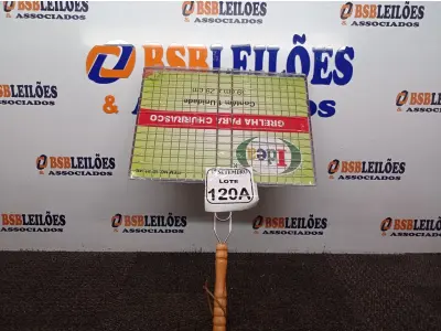 LOTE 120 - 01 GRELHA PARA CHURRASCO. (NO ESTADO) ATENÇÃO! FAZER A VISITAÇÃO ANTES DE ARREMATAR, NÃO SABEMOS SE FUNCIONA. LEILÃO NÃO TEM GARANTIA E NEM DEVOLUÇÃO, SUJEITO A POSSÍVEIS AVARIAS VISÍVEIS/OCULTAS E/OU AUSÊNCIA DE COMPONENTES.