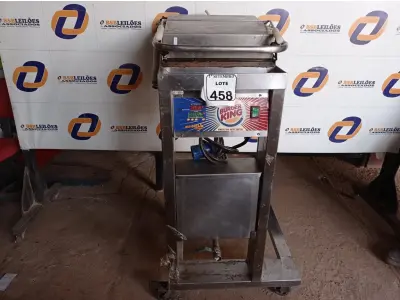 LOTE 458 - 01 MULTI-GRIL/CHAPA EM INOX TRIFÁSICO. (NO ESTADO) ATENÇÃO! FAZER A VISITAÇÃO ANTES DE ARREMATAR, NÃO SABEMOS SE FUNCIONA. LEILÃO NÃO TEM GARANTIA E NEM DEVOLUÇÃO, SUJEITO A POSSÍVEIS AVARIAS VISÍVEIS/OCULTAS E/OU AUSÊNCIA DE COMPONENTES.