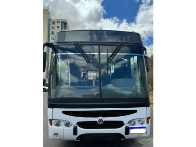 LOTE 001 - 01 ÔNIBUS MERCEDES BENZ 1722, ANO 2011/2012, 42 LUGARES, PNEUS NOVOS, MANUTENÇÕES EM DIA, 2024 QUITADO, PERFEITA CONSERVAÇÃO. (NO ESTADO)