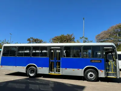 LOTE 003 - 01 ÔNIBUS MICRAO TORINO MWM 15190, ANO 2011/2012, 40 LUGARES, PNEUS NOVOS, 2024 QUITADO, REVISÕES EM DIA. ÓTIMA CONSERVAÇÃO. PEGAR E TRABALHAR. (NO ESTADO)