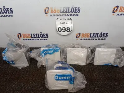 LOTE 098 - 05 CAIXAS PASSAGEM TAMPA INOX REG ALTURA SEM PARAF SUMMERS. NO ESTADO) ATENÇÃO! FAZER A VISITAÇÃO ANTES DE ARREMATAR, NÃO SABEMOS SE FUNCIONA. LEILÃO NÃO TEM GARANTIA E NEM DEVOLUÇÃO, SUJEITO A POSSÍVEIS AVARIAS VISÍVEIS/OCULTAS E/OU AUSÊNCIA DE COMPONENTES.