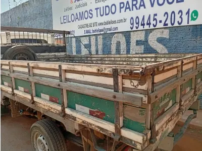 LOTE 011 - 01 I/HYUNDAI HR HDLWBSC, ANO 2008/2009, DIESEL, COR BRANCA (NO ESTADO)