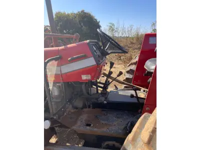 LOTE 008 - 01 TRATOR MF 292 4X4, ANO 1993, MOTOR, BOMBA, BICOS INJETORES FEITO, CAIXA DE CÂMBIO REVISADA ESTA COM APENAS 10 HORAS DE USO APÓS TER SIDO FEITO, CONJUNTO FRONTAL BALDAN ANO 2016 (NO ESTADO)