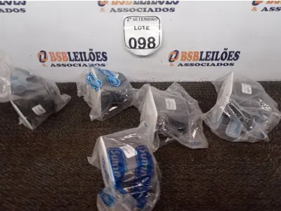 LOTE 098 - 05 CAIXAS PASSAGEM TAMPA INOX REG ALTURA SEM PARAF SUMMERS. NO ESTADO) ATENÇÃO! FAZER A VISITAÇÃO ANTES DE ARREMATAR, NÃO SABEMOS SE FUNCIONA. LEILÃO NÃO TEM GARANTIA E NEM DEVOLUÇÃO, SUJEITO A POSSÍVEIS AVARIAS VISÍVEIS/OCULTAS E/OU AUSÊNCIA DE COMPONENTES.