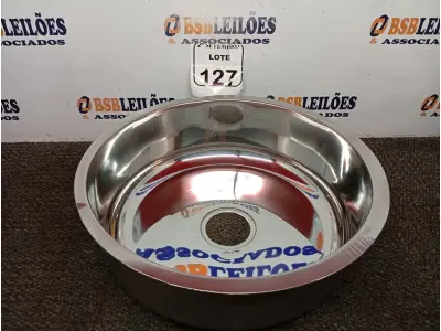 LOTE 127 - 01 CUBA INOX N38 AÇO 430 38X12 FABRINOX. (NO ESTADO) ATENÇÃO! FAZER A VISITAÇÃO ANTES DE ARREMATAR, NÃO SABEMOS SE FUNCIONA. LEILÃO NÃO TEM GARANTIA E NEM DEVOLUÇÃO, SUJEITO A POSSÍVEIS AVARIAS VISÍVEIS/OCULTAS E/OU AUSÊNCIA DE COMPONENTES.