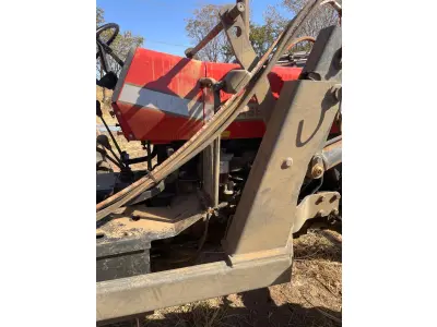 LOTE 008 - 01 TRATOR MF 292 4X4, ANO 1993, MOTOR, BOMBA, BICOS INJETORES FEITO, CAIXA DE CÂMBIO REVISADA ESTA COM APENAS 10 HORAS DE USO APÓS TER SIDO FEITO, CONJUNTO FRONTAL BALDAN ANO 2016 (NO ESTADO)