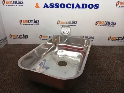 LOTE 343 - 01 CUBA INOX N2 AÇO 430 3.1/2 56X34X14 FABRINO. (NO ESTADO) ATENÇÃO! FAZER A VISITAÇÃO ANTES DE ARREMATAR, NÃO SABEMOS SE FUNCIONA. LEILÃO NÃO TEM GARANTIA E NEM DEVOLUÇÃO, SUJEITO A POSSÍVEIS AVARIAS VISÍVEIS/OCULTAS E/OU AUSÊNCIA DE COMPONENTES.