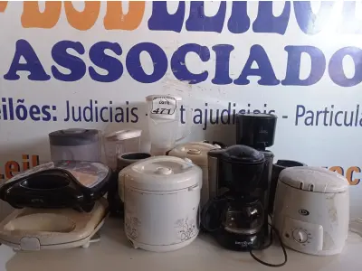 LOTE 471 - 01 LOTE COM DIVERSOS APARELHOS DOMÉSTICOS MARCAS E MODELOS DIVERSOS. (NO ESTADO) ATENÇÃO! FAZER A VISITAÇÃO ANTES DE ARREMATAR, NÃO SABEMOS SE FUNCIONA. LEILÃO NÃO TEM GARANTIA E NEM DEVOLUÇÃO, SUJEITO A POSSÍVEIS AVARIAS VISÍVEIS/OCULTAS E/OU AUSÊNCIA DE COMPONENTES.