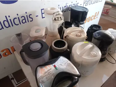 LOTE 471 - 01 LOTE COM DIVERSOS APARELHOS DOMÉSTICOS MARCAS E MODELOS DIVERSOS. (NO ESTADO) ATENÇÃO! FAZER A VISITAÇÃO ANTES DE ARREMATAR, NÃO SABEMOS SE FUNCIONA. LEILÃO NÃO TEM GARANTIA E NEM DEVOLUÇÃO, SUJEITO A POSSÍVEIS AVARIAS VISÍVEIS/OCULTAS E/OU AUSÊNCIA DE COMPONENTES.