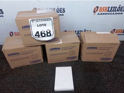 LOTE 468 - 04 CAIXAS COM SAQUINHOS PLÁSTICOS PARA DESCARTES DE ABSORVENTES, CONTEM 10 PERFIS COM 60 UNIDADES CADA E (NO ESTADO) ATENÇÃO! FAZER A VISITAÇÃO ANTES DE ARREMATAR, NÃO SABEMOS SE FUNCIONA. LEILÃO NÃO TEM GARANTIA E NEM DEVOLUÇÃO, SUJEITO A POSSÍVEIS AVARIAS VISÍVEIS/OCULTAS E/OU AUSÊNCIA DE COMPONENTES.