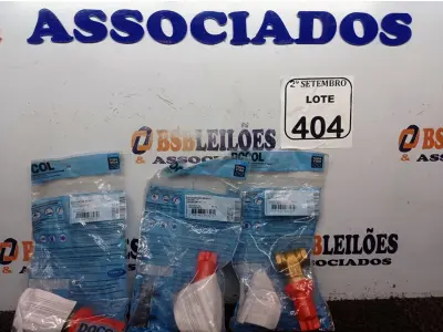 LOTE 404 - 05 BASES REGISTRO GAVETA 1/2" DOCOL. (NO ESTADO) ATENÇÃO! FAZER A VISITAÇÃO ANTES DE ARREMATAR, NÃO SABEMOS SE FUNCIONA. LEILÃO NÃO TEM GARANTIA E NEM DEVOLUÇÃO, SUJEITO A POSSÍVEIS AVARIAS VISÍVEIS/OCULTAS E/OU AUSÊNCIA DE COMPONENTES.