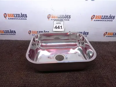 LOTE 441 - 01 CUBA INOX N3 AÇO 430 3.1/2 40X34X14 FABRINOX (NO ESTADO) ATENÇÃO! FAZER A VISITAÇÃO ANTES DE ARREMATAR, NÃO SABEMOS SE FUNCIONA. LEILÃO NÃO TEM GARANTIA E NEM DEVOLUÇÃO, SUJEITO A POSSÍVEIS AVARIAS VISÍVEIS/OCULTAS E/OU AUSÊNCIA DE COMPONENTES.