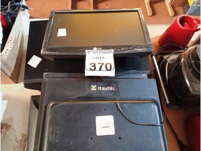 LOTE 370 - 08 MONITORES LCD MARCAS E MODELOS DIVERSOS PARA A RETIRADA DE PEÇAS. (NO ESTADO) ATENÇÃO! FAZER A VISITAÇÃO ANTES DE ARREMATAR, NÃO SABEMOS SE FUNCIONA. LEILÃO NÃO TEM GARANTIA E NEM DEVOLUÇÃO, SUJEITO A POSSÍVEIS AVARIAS VISÍVEIS/OCULTAS E/OU AUSÊNCIA DE COMPONENTES