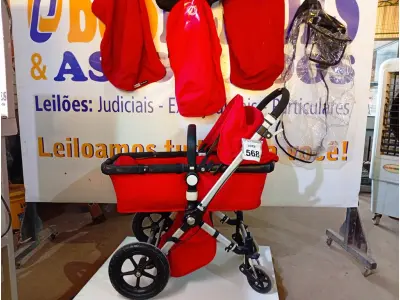 LOTE 568 - 01 CARRINHO DE BEBÊ. (NO ESTADO) ATENÇÃO! FAZER A VISITAÇÃO ANTES DE ARREMATAR, NÃO SABEMOS SE FUNCIONA. LEILÃO NÃO TEM GARANTIA E NEM DEVOLUÇÃO, SUJEITO A POSSÍVEIS AVARIAS VISÍVEIS/OCULTAS E/OU AUSÊNCIA DE COMPONENTES.