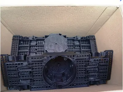 LOTE 157 - 02 CAIXAS DE LUZ OCTOGONAL. (NO ESTADO) ATENÇÃO! FAZER A VISITAÇÃO ANTES DE ARREMATAR, NÃO SABEMOS SE FUNCIONA. LEILÃO NÃO TEM GARANTIA E NEM DEVOLUÇÃO, SUJEITO A POSSÍVEIS AVARIAS VISÍVEIS/OCULTAS E/OU AUSÊNCIA DE COMPONENTES.