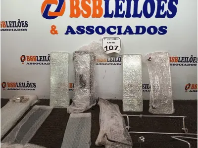 LOTE 107 - 01 LOTE COM DIVERSOS SUPORTES DE BANHEIRO. (NO ESTADO) ATENÇÃO! FAZER A VISITAÇÃO ANTES DE ARREMATAR, NÃO SABEMOS SE FUNCIONA. LEILÃO NÃO TEM GARANTIA E NEM DEVOLUÇÃO, SUJEITO A POSSÍVEIS AVARIAS VISÍVEIS/OCULTAS E/OU AUSÊNCIA DE COMPONENTES.