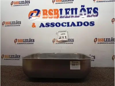 LOTE 211 - 01 CUBA EM AÇO INOX 400X340X140MM. (NO ESTADO) ATENÇÃO! FAZER A VISITAÇÃO ANTES DE ARREMATAR, NÃO SABEMOS SE FUNCIONA. LEILÃO NÃO TEM GARANTIA E NEM DEVOLUÇÃO, SUJEITO A POSSÍVEIS AVARIAS VISÍVEIS/OCULTAS E/OU AUSÊNCIA DE COMPONENTES.