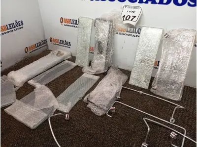 LOTE 107 - 01 LOTE COM DIVERSOS SUPORTES DE BANHEIRO. (NO ESTADO) ATENÇÃO! FAZER A VISITAÇÃO ANTES DE ARREMATAR, NÃO SABEMOS SE FUNCIONA. LEILÃO NÃO TEM GARANTIA E NEM DEVOLUÇÃO, SUJEITO A POSSÍVEIS AVARIAS VISÍVEIS/OCULTAS E/OU AUSÊNCIA DE COMPONENTES.